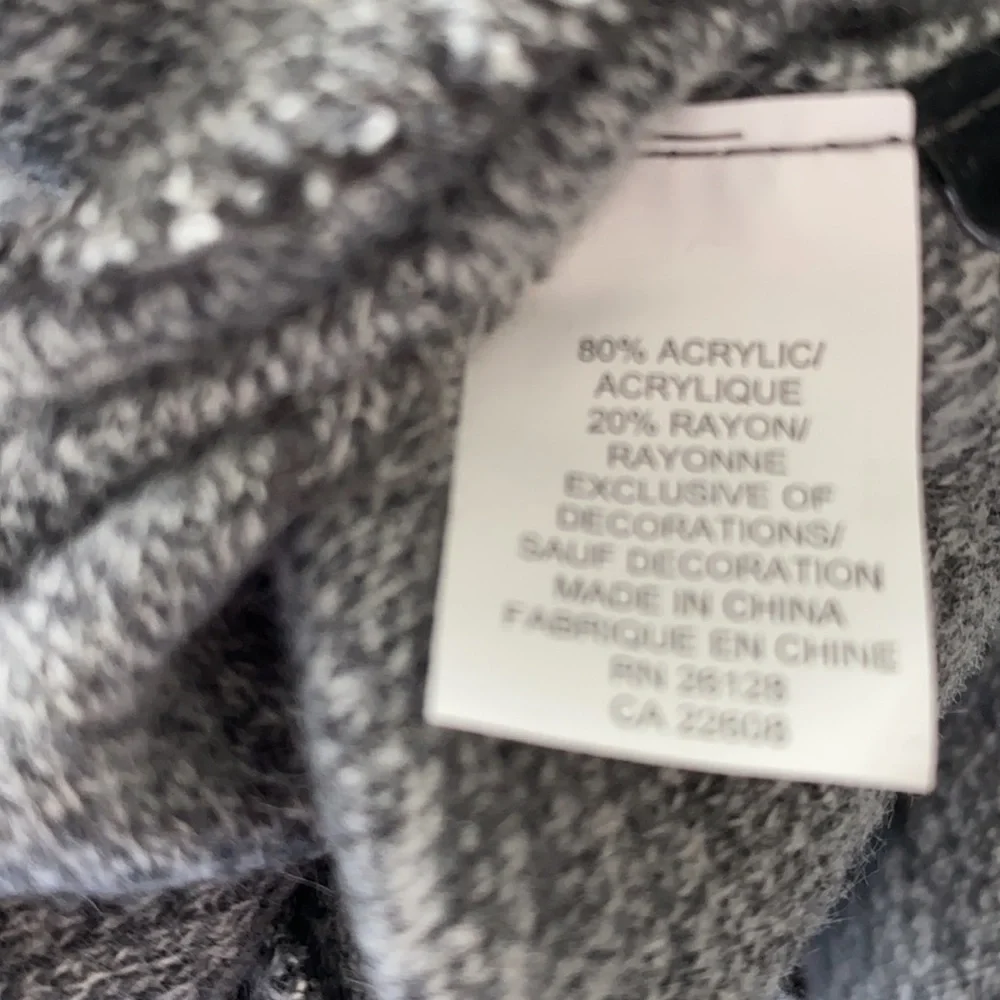 Echo Light Grey Classic Touch Gloves NWT Nordstrom Rack soft warm S/M